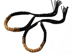 Muay Thai Arm bands :  Thai Style Black/Gold