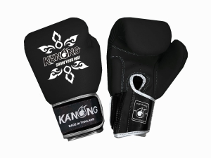Kanong Real Leather Boxing Gloves : Thai Tattoo Black/Silver Kanong Real Leather Boxing Gloves : Thai Tattoo Black/Silver